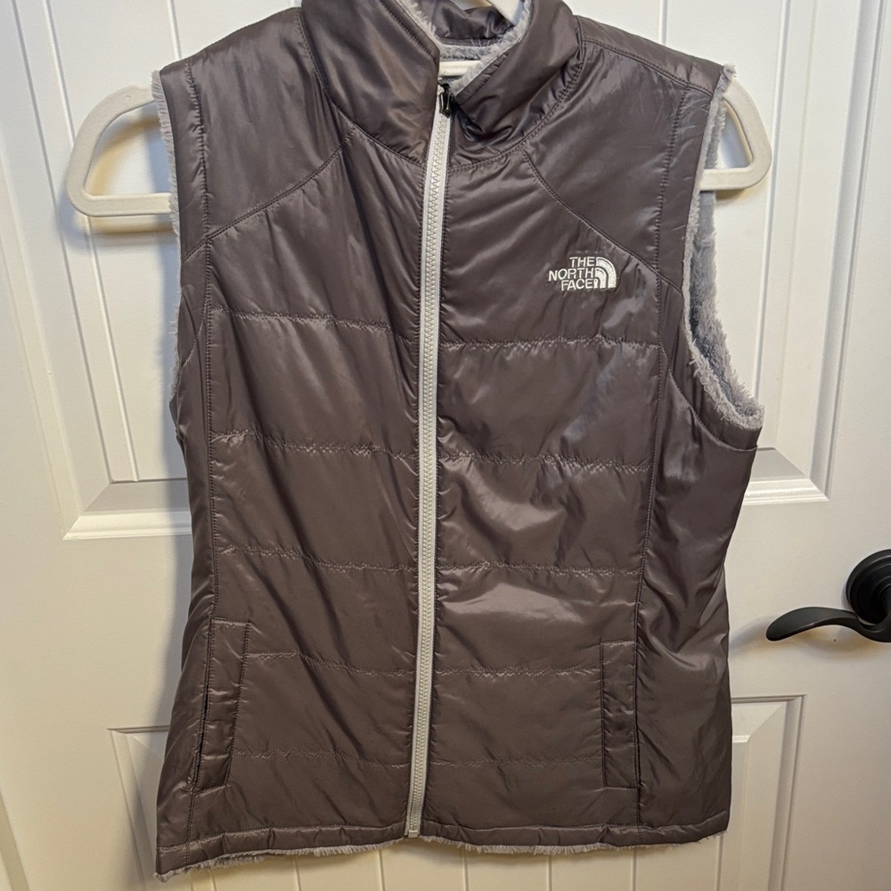 The North Face Women's Silver Puffer Vest